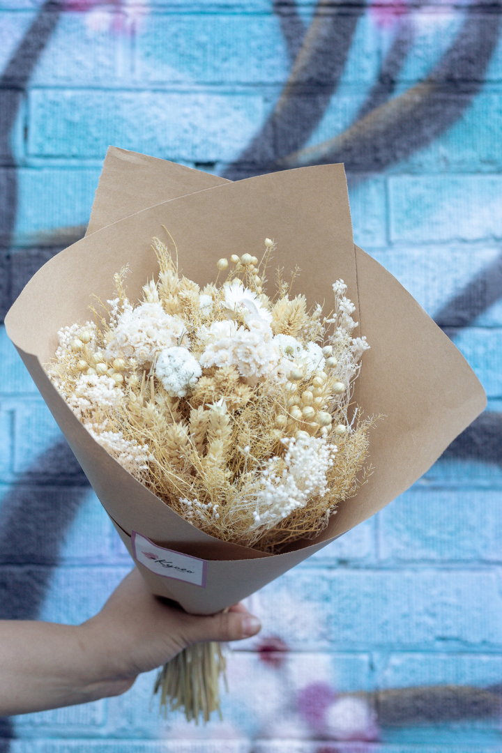 Bouquet of dried flowers