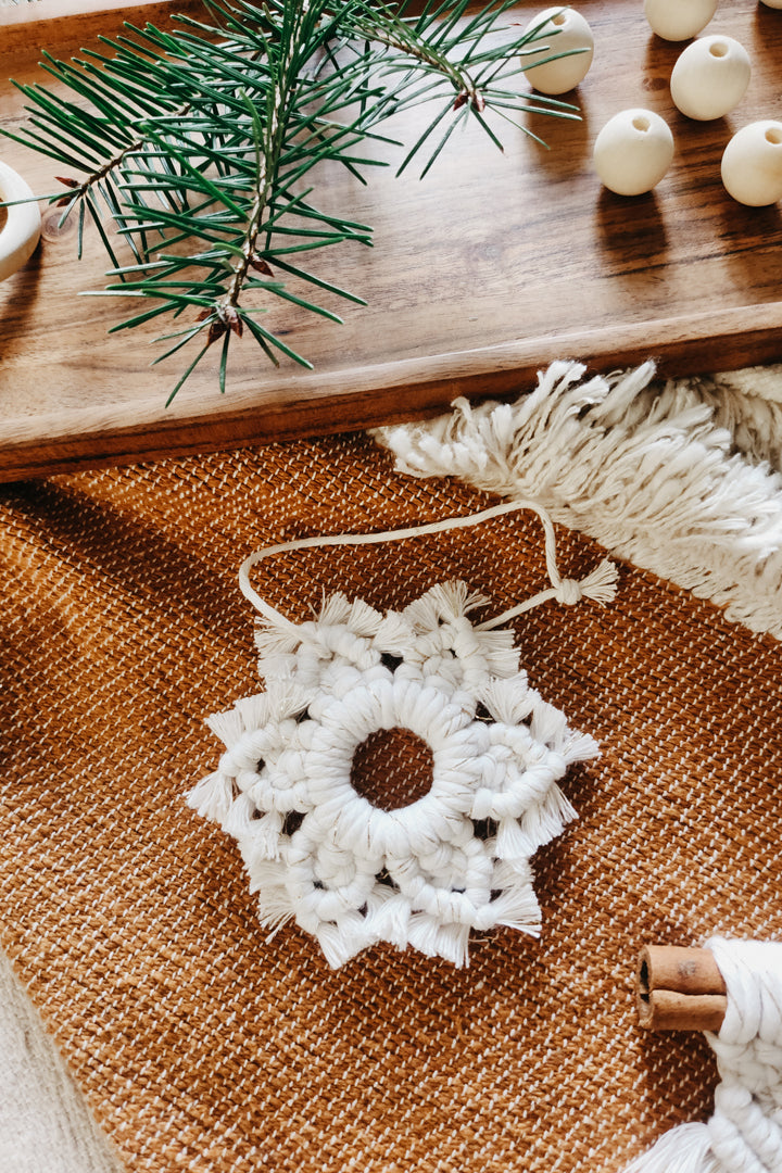 Macrame ornament - Snowflake